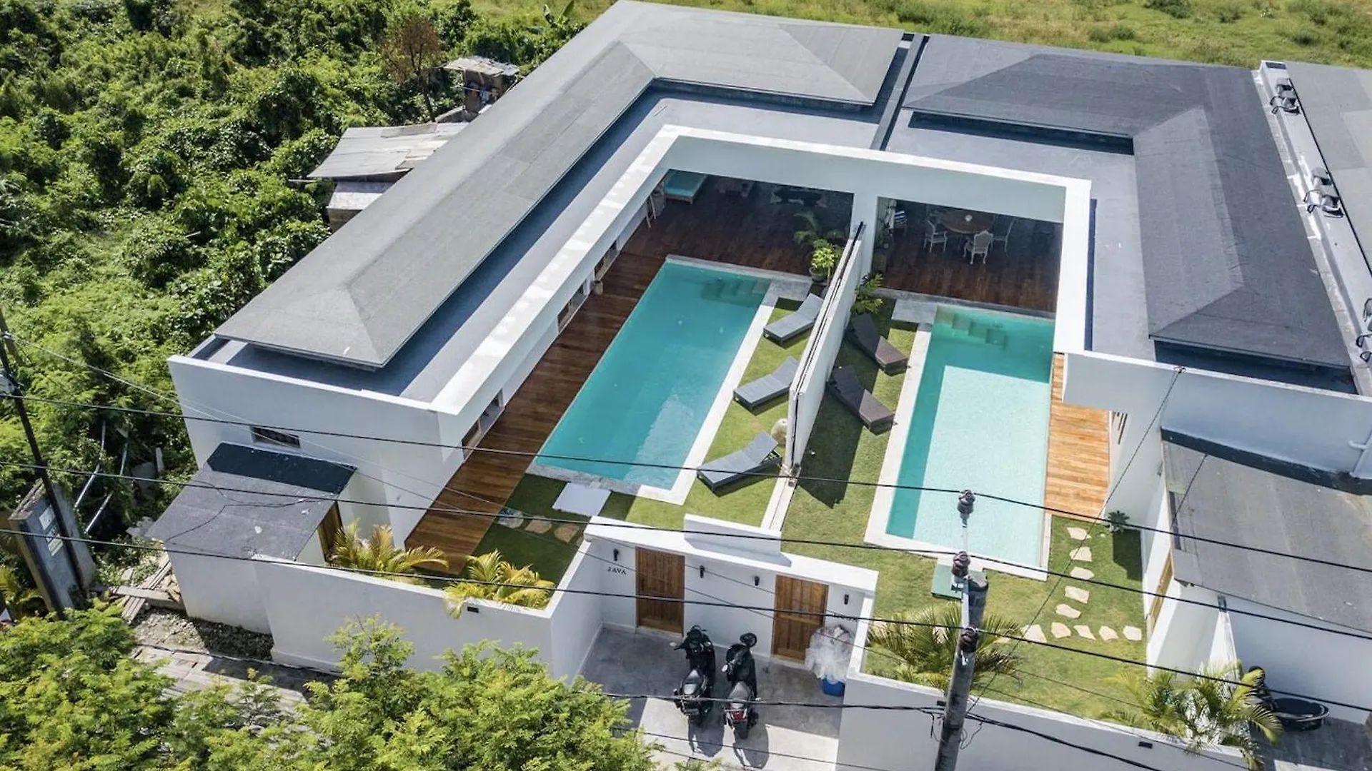 Villa Jannu By Dreamawaybali Seminyak